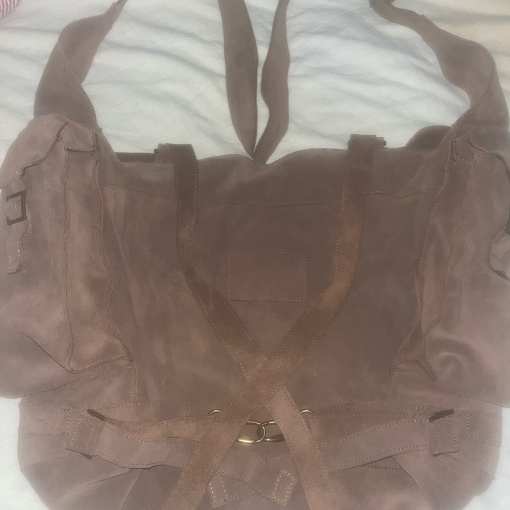 Joie the pepper messenger bag in brown suede. Excellent used condition.